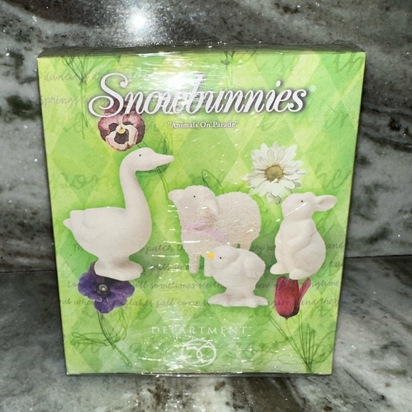 NEW IN SEALED BOX Vintage Department 56 Snowbunnies Animals on Parade  1999 - Picture 1 of 3